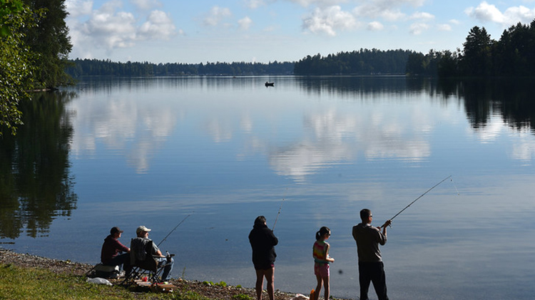 Youth Fishing Derby - FREE EVENT - Saturday, June 12th at Veterans Park  Pond - 1300 Garrett Drive 7:30 - 8:30 am - Registration - pre-register  at