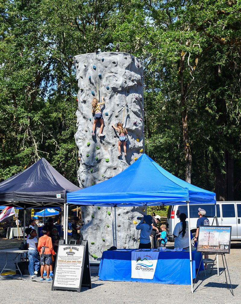 Rock-Wall-Beach-Bash.jpg
